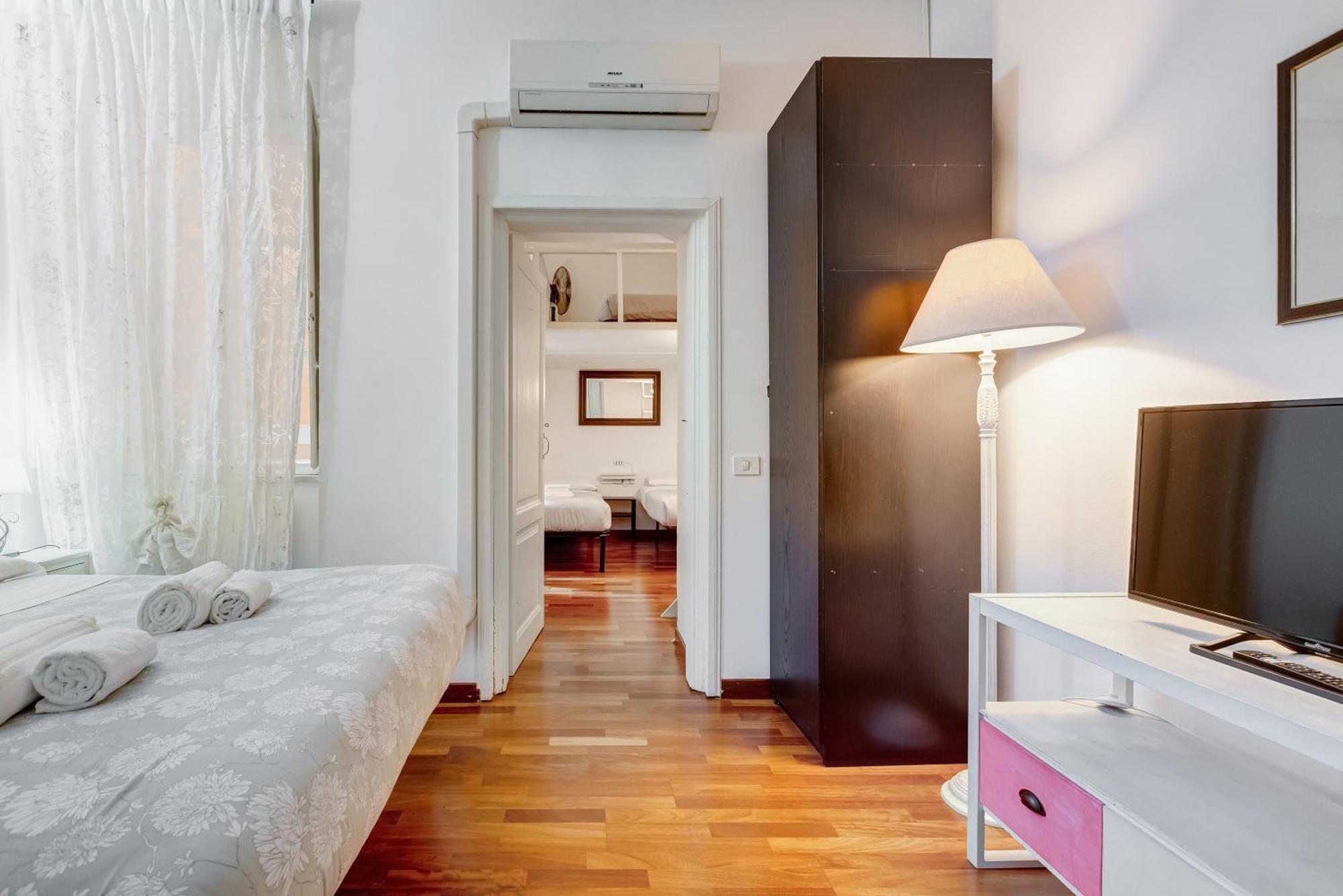 Centro Roma Trastevere Lovely House Екстер'єр фото